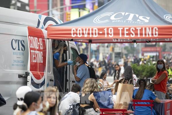 Mỹ quy định đeo khẩu trang trong khuôn viên kín tại các điểm nóng dịch bệnh