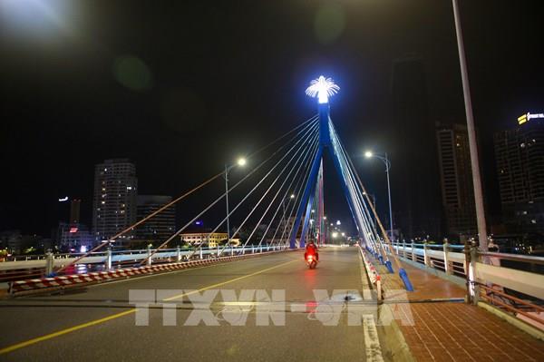 Đà Nẵng xử phạt doanh nghiệp cấp giấy đi đường trái quy định