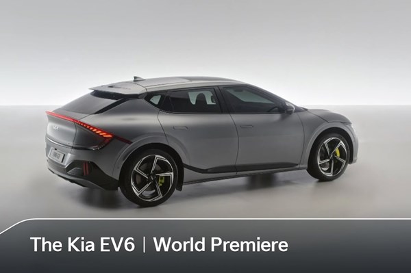 Kia ra mắt mẫu ô tô chạy hoàn toàn bằng điện đầu tiên