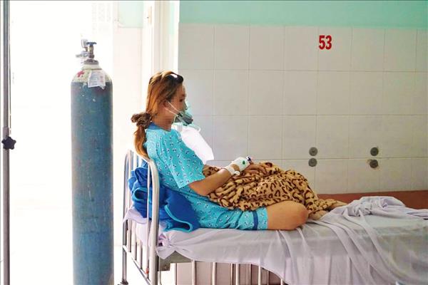 Tp. Hồ Chí Minh hướng dẫn gói chăm sóc sức khỏe tại nhà cho người mắc COVID-19