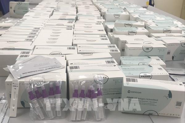 Hà Nội thu giữ khoảng 1.000 bộ test nhanh SARS-CoV-2 không được cấp phép
