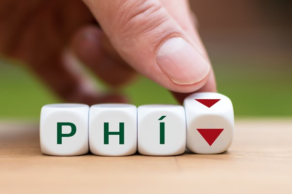 Vietcombank tiếp tục giảm phí chuyển, rút tiền cho toàn bộ khách hàng