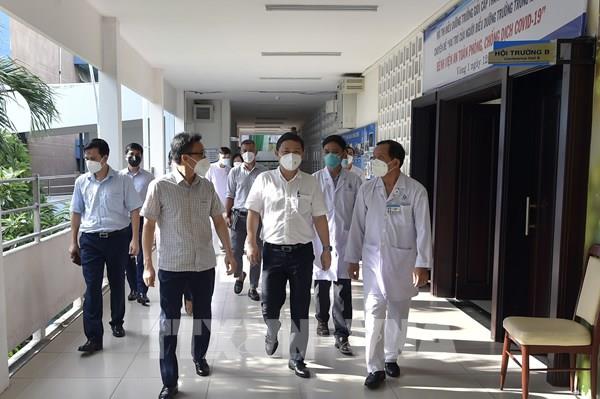 TP Hồ Chí Minh: Chuyển chiến lược điều trị bệnh nhân COVID-19 từ 5 tầng về 3 tầng