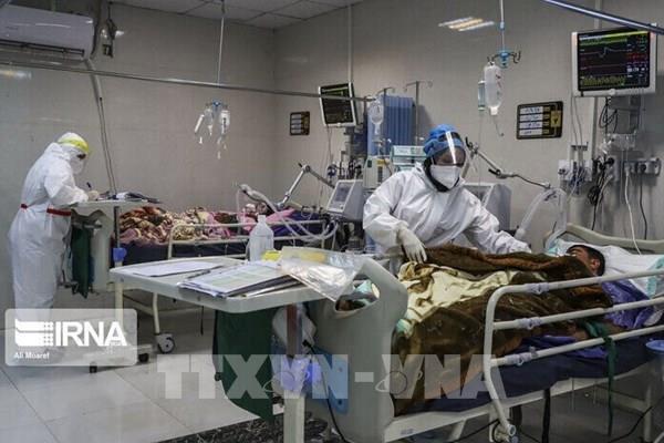 Lý giải nguyên nhân các bệnh nhân mắc COVID-19 có triệu chứng khác nhau