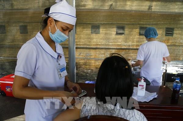 Bộ Y tế yêu cầu đẩy nhanh tiến độ tiêm vaccine phòng COVID-19