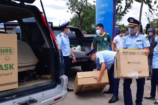 Phạt công ty kinh doanh kit test COVID-19 chưa thực hiện công bố đủ điều kiện 