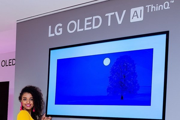 LG đạt mốc doanh số 10 triệu TV OLED