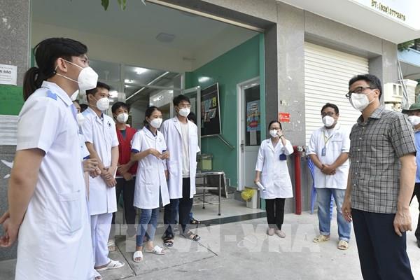 “Chiến sỹ áo trắng” ở Quận 7, TP Hồ Chí Minh: “Một người chiến đấu bằng mười”