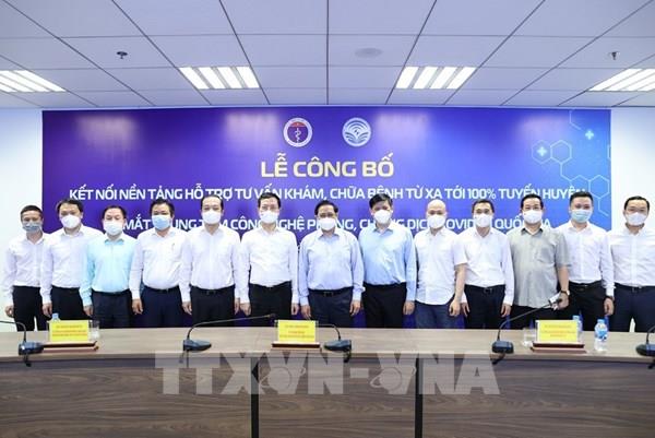 Thủ tướng dự lễ công bố kết nối nền tảng hỗ trợ tư vấn khám, chữa bệnh từ xa
