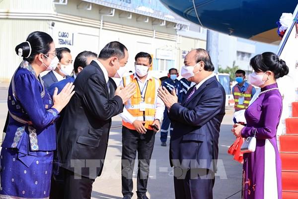 Lễ đón chính thức Chủ tịch nước Nguyễn Xuân Phúc và Phu nhân thăm hữu nghị chính thức Lào