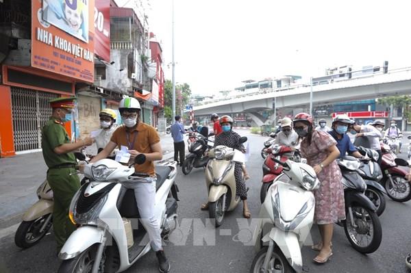 Công an Hà Nội thông tin về 6 nhóm đối tượng sẽ được cấp giấy đi đường