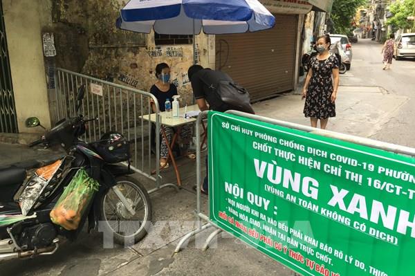 Hà Nội duy trì chốt tự quản “vùng xanh" tại các thôn, tổ dân phố