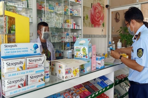 Xử lý cửa hàng thuốc tân dược không niêm yết giá