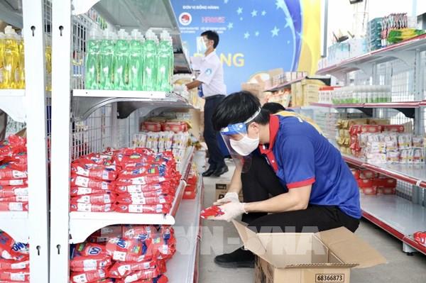 Hỗ trợ sinh viên mắc kẹt giữa tâm dịch