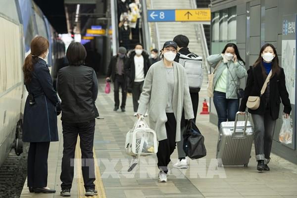 Hàn Quốc gia hạn giãn cách xã hội mức cao nhất ở vùng thủ đô Seoul