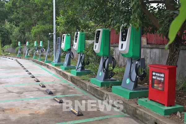 2.000 trạm sạc xe điện VinFast đang được triển khai như thế nào?