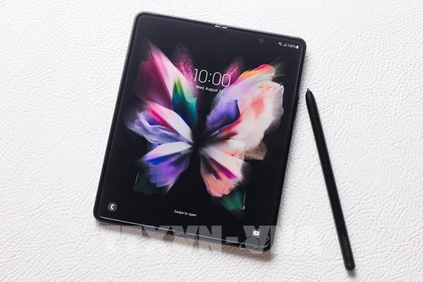 Samsung trình làng smartphone gập phiên bản nâng cấp