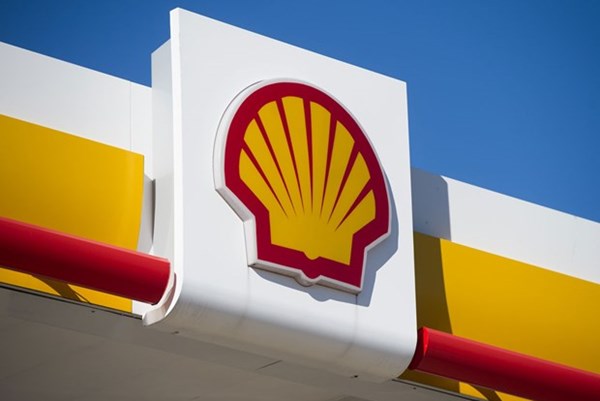 Lợi nhuận của Shell sụt giảm mạnh do giá năng lượng hạ nhiệt