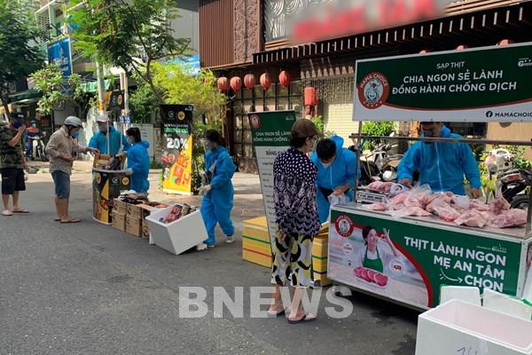 160 tỷ đồng "san sẻ yêu thương" với người dân tại TP. Hồ Chí Minh