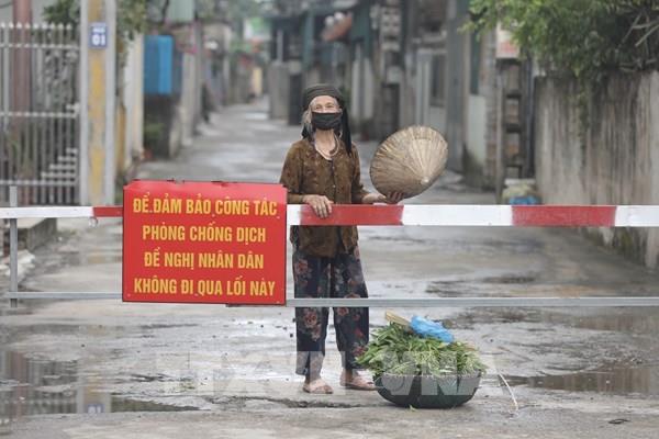 Huyện Đông Anh (Hà Nội) áp dụng "3 tại chỗ" toàn địa bàn