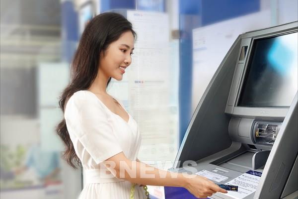 Bước đầu thí điểm dịch vụ rút tiền bằng căn cước công dân