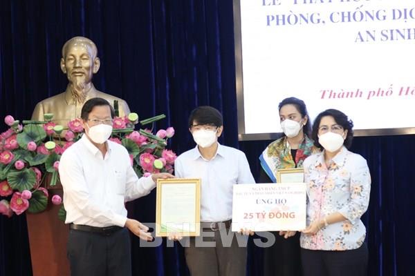 BIDV tiếp tục ủng hộ Tp. Hồ Chí Minh 25 tỷ đồng phòng, chống COVID-19