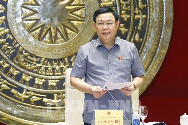 Chủ tịch Quốc hội Vương Đình Huệ chủ trì cuộc họp chuẩn bị tham dự Đại hội đồng AIPA-42