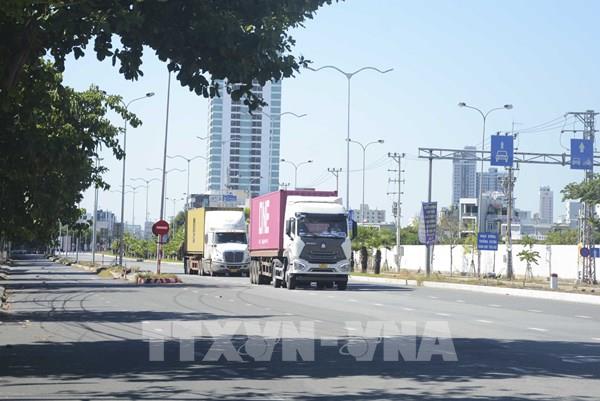 Đà Nẵng kiểm soát người qua chốt bằng quét mã QR Code khai báo y tế điện tử