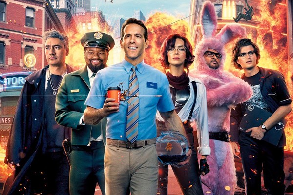 Top 10 phim ăn khách cuối tuần qua: Đi tìm ranh giới thực-ảo