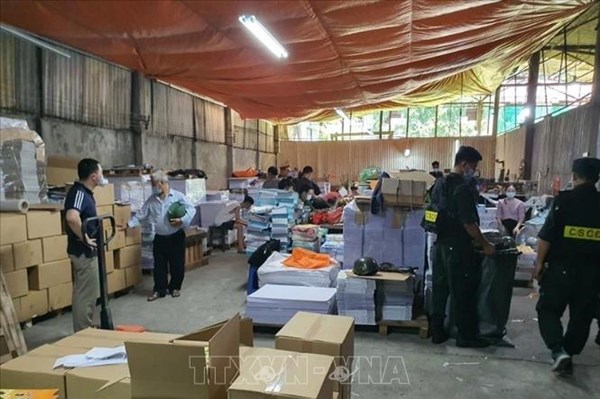 Vụ sách giáo khoa giả tại Hà Nội: Khởi tố bổ sung vụ án "Môi giới hối lộ"