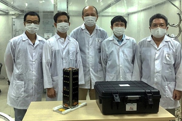 Vệ tinh NanoDragon "made in Vietnam" được bàn giao cho phía Nhật Bản