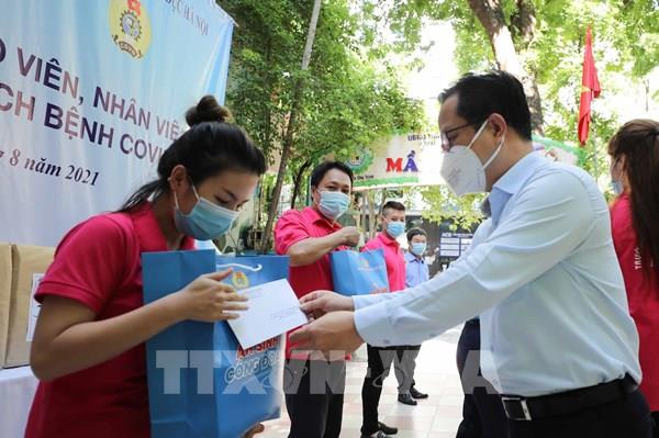 Ngành Giáo dục Thủ đô chia sẻ khó khăn với cán bộ, giáo viên, nhân viên