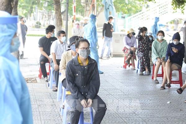 Bộ Y tế ban hành hai Quyết định về tiêu chí kiểm soát dịch COVID-19