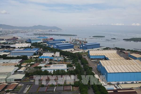 Đưa đi cách ly hơn 300 trường hợp F1 tại Khu công nghiệp Đông Xuyên 