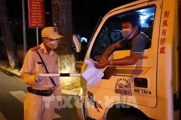 Từ 23/8, phương tiện vận tải hàng hóa vào Cần Thơ phải đăng ký trước