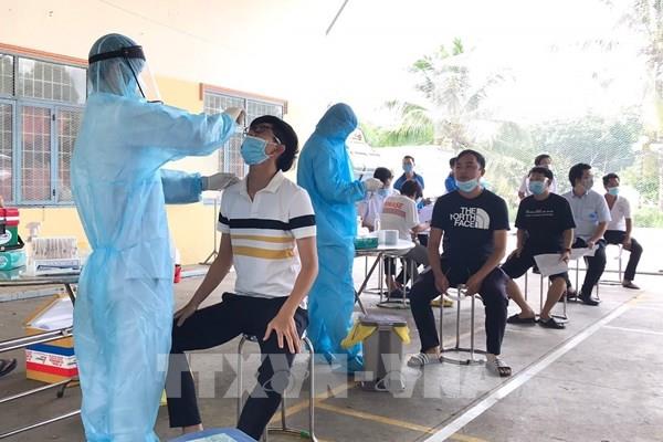 Số F0 tăng nhanh, Bình Dương đưa 1.281 cán bộ vào "điểm nóng" chống dịch COVID-19
