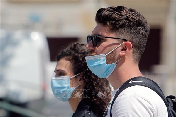 Mỹ phạt 9.000 USD lỗi không đeo khẩu trang trên máy bay