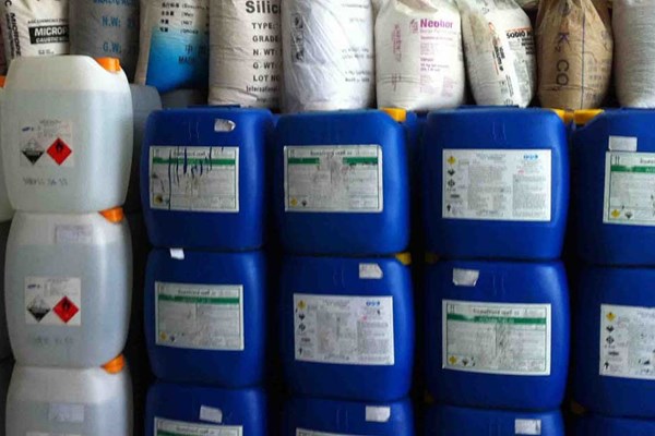 VCCI: Cần thiết quản lý chặt với những hóa chất hạn chế sản xuất, kinh doanh