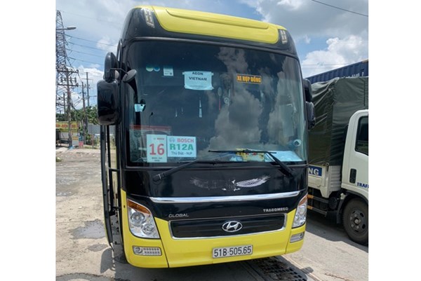 Bất chấp lệnh cấm, nhiều lái xe vẫn đưa người dân ra khỏi TP Hồ Chí Minh trái phép