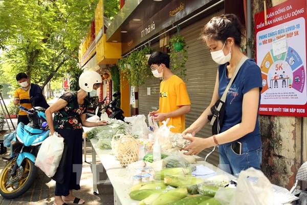 Hà Nội đưa hàng hóa lưu động đến tận khu dân cư