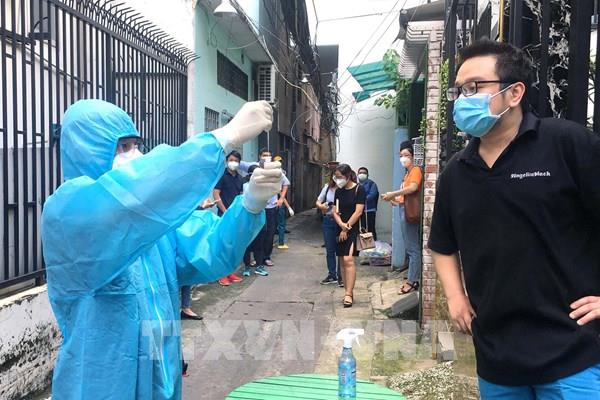 TP. Hồ Chí Minh hướng dẫn cho người dân tự lấy mẫu xét nghiệm COVID-19 tại nhà