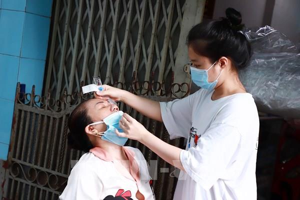 Tp Hồ Chí Minh triển khai lấy mẫu xét nghiệm COVID-19 tại nhà