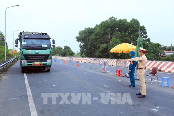 Hà Nội: Không kiểm tra người và phương tiện qua các chốt kiểm soát dịch