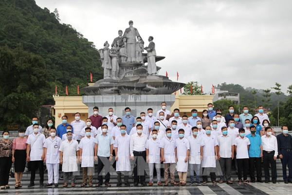 Hà Giang tiếp tục chi viện cán bộ, y bác sỹ vào Bình Dương chống dịch
