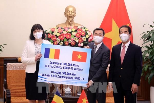 Romania tặng 300.000 liều vaccine AstraZeneca cho Việt Nam