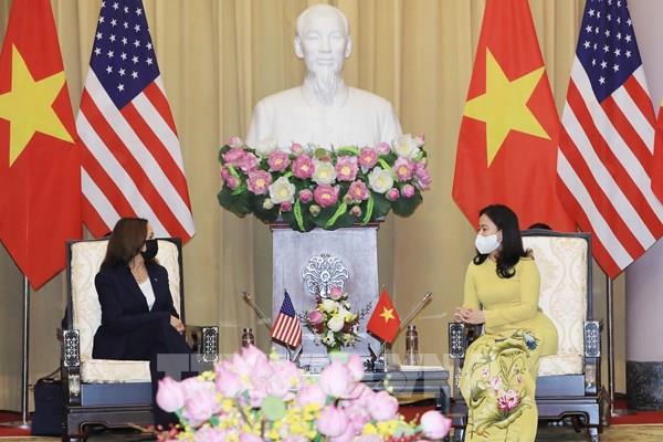 Phó Chủ tịch nước Võ Thị Ánh Xuân đón, tiếp Phó Tổng thống Hoa Kỳ Kamala Harris