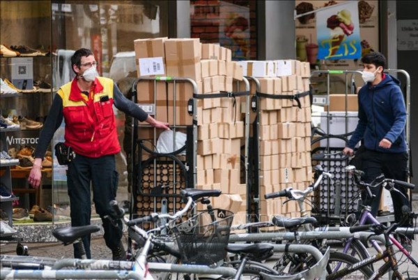 Hàng Đức đối mặt sự cạnh tranh mạnh mẽ của hàng Trung Quốc tại "sân nhà"