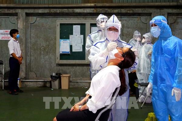 Doanh nghiệp TP. HCM đề xuất bố trí khoảng 104.000 bộ kit test nhanh