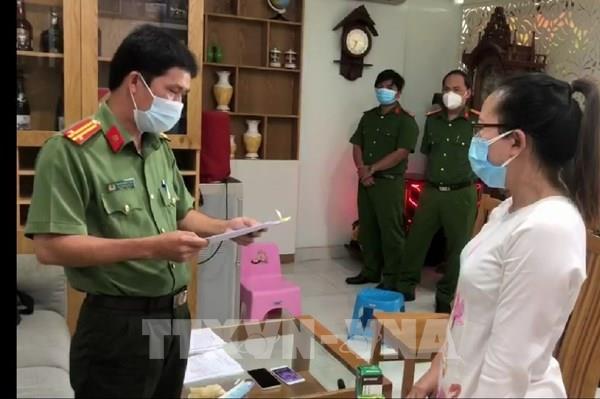 Vụ vận chuyển trái phép 51kg vàng qua biên giới: Khởi tố, bắt tạm giam một chủ tiệm vàng