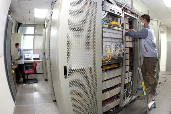 Phát huy vai trò nòng cốt trong chuyển đổi số của EVN